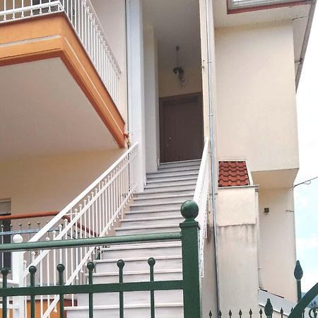 Philoanesi Apartment Neokesaria Ngoại thất bức ảnh